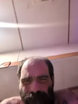 WilldoPita online show from 10.27.25