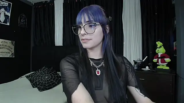 Snapshot of Goddess_Mortem chatting on 12.24.24 Goddess Mortem online show from 12.24.24