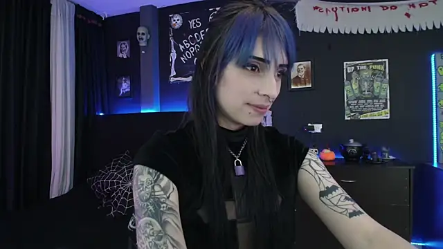 Snapshot of Goddess_Mortem chatting on 01.23.25 Goddess Mortem online show from 01.23.25