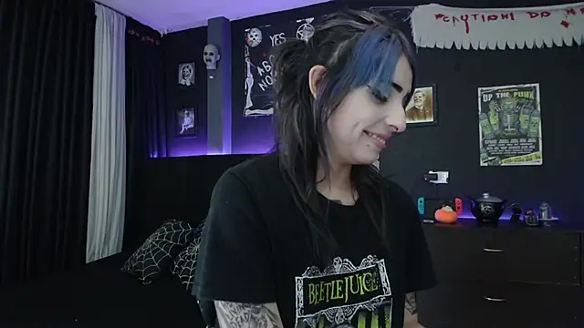 Snapshot of Goddess_Mortem chatting on 01.29.25 Goddess Mortem online show from 01.29.25