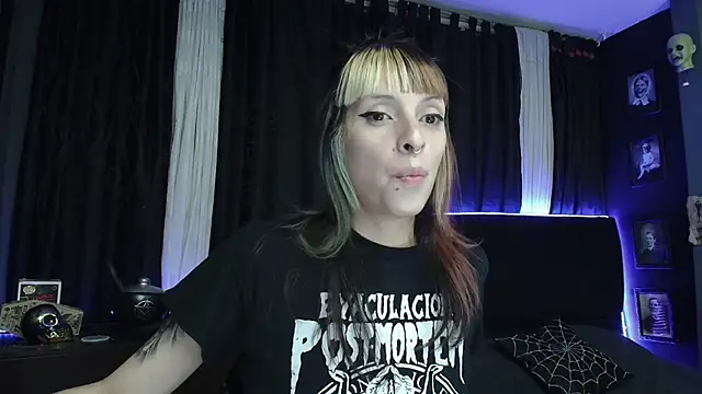 Snapshot of Goddess_Mortem chatting on 09.12.25 Goddess Mortem online show from 09.12.25