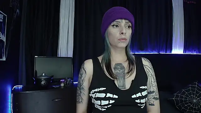 Snapshot of Goddess_Mortem chatting on 09.29.25 Goddess Mortem online show from 09.29.25