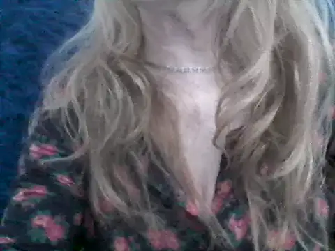 CarlyTreat online show from 12.21.24