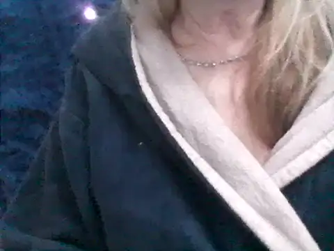 CarlyTreat online show from 01.14.25