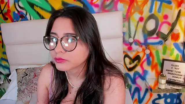 Liana Bernocchi online show from 11.23.25