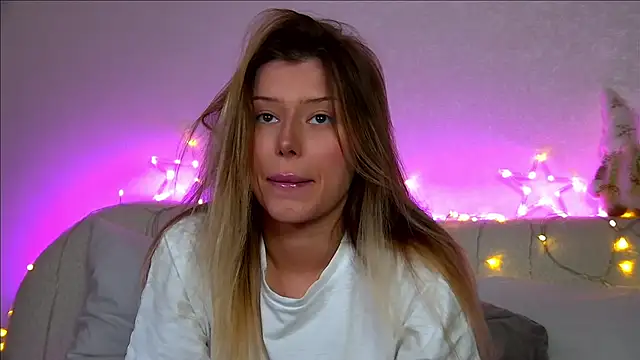 LiliaBianka online show from 12.16.24