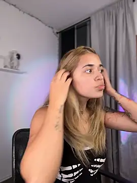 Snapshot of JoselinFlower_ chatting on 02.04.26 JoselinFlower online show from 02.04.26