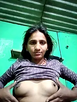 Snapshot of Baby__Shreya chatting on 02.14.26 Baby Shreya online show from 02.14.26