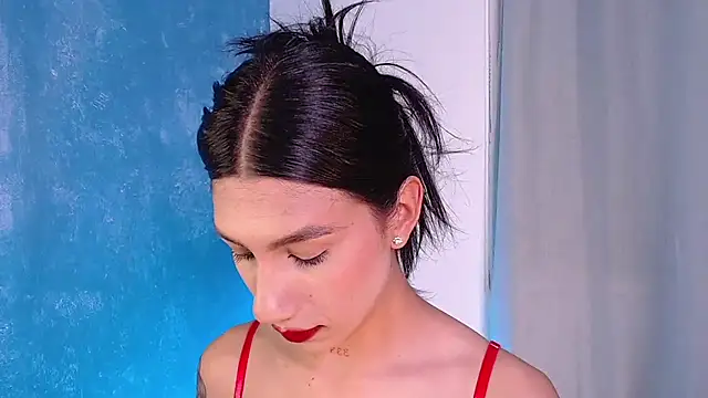 sofiaa grey  online show from 01.25.25