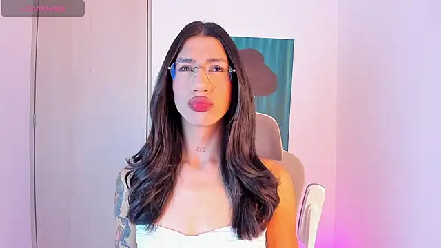 Snapshot of sofiaa_grey_ chatting on 02.25.26 sofiaa grey online show from 02.25.26