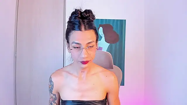 Snapshot of sofiaa_grey_ chatting on 03.23.26 sofiaa grey online show from 03.23.26