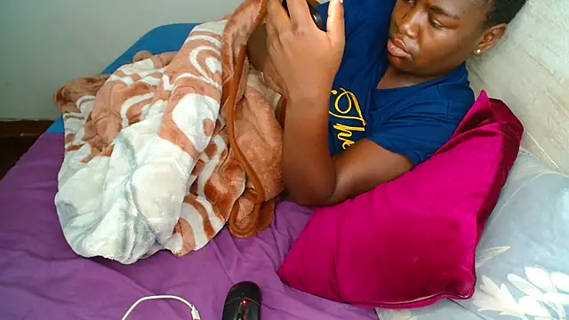 KINKYBLACKDOLL online show from 10.30.25