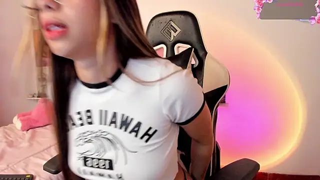 little jade online show from 10.22.25