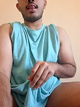 Snapshot of alesssterling chatting on 12.27.24 alesssterling online show from 12.27.24