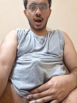 Snapshot of alesssterling chatting on 03.22.25 alesssterling online show from 03.22.25