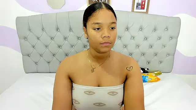 BRIYITHMENA online show from 02.20.25