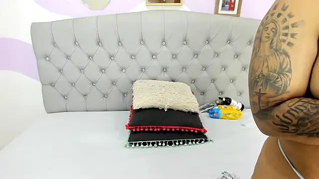 BRIYITHMENA online show from 09.11.25