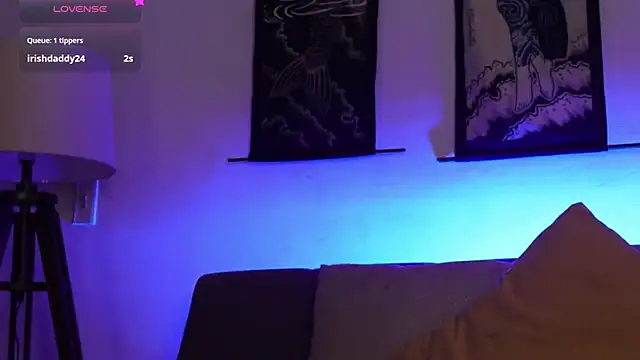 Snapshot of SylveonFox chatting on 10.05.25 SylveonFox online show from 10.05.25