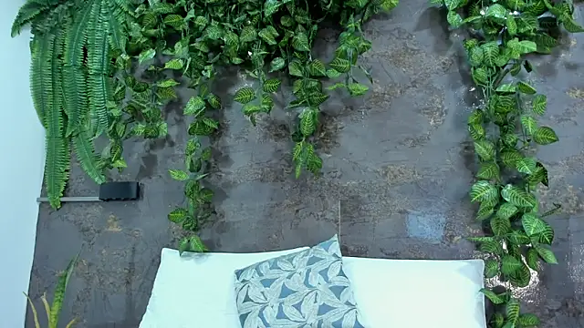 emily hunter12 online show from 04.04.26