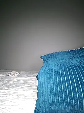 Snapshot of playgirlmc chatting on 10.22.25 playgirlmc online show from 10.22.25