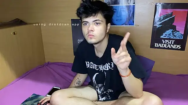 Snapshot of mystrauud chatting on 10.10.25 mystrauud online show from 10.10.25