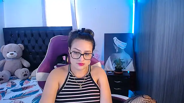 esmeraldaa230 online show from 05.31.26
