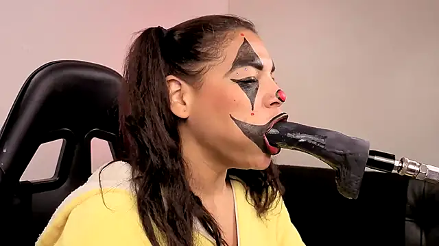 Snapshot of Anabel693 chatting on 10.02.25 Anabel693 online show from 10.02.25