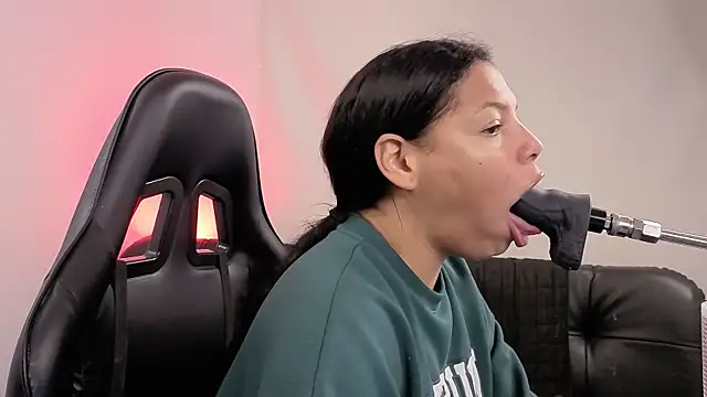 Anabel693 online show from 12.19.25