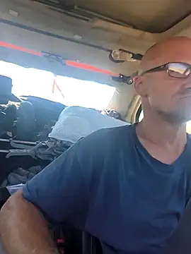 FloppyPickle4u online show from 03.18.26