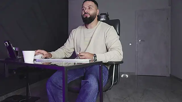 mattmasterss online show from 10.12.25