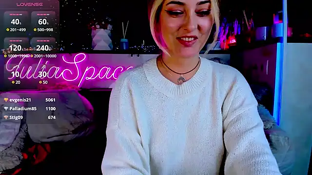  JuliaSpace  online show from 02.14.25