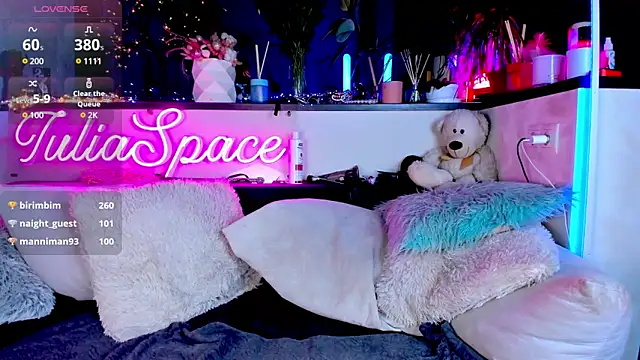  JuliaSpace  online show from 02.16.25