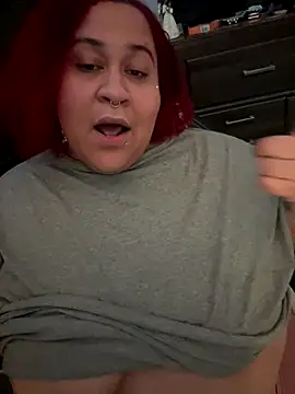 Snapshot of Juicyjordie chatting on 09.26.25 Juicyjordie online show from 09.26.25