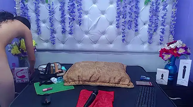 Snapshot of Brith_Adams chatting on 02.09.25 Brith Adams online show from 02.09.25