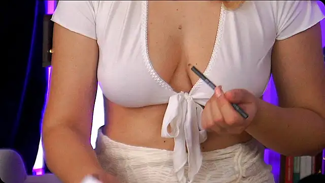 Bailey Evans online show from 10.23.25