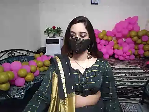 Arushisingh8888 online show from 12.17.24