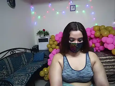 Arushisingh8888 online show from 12.27.24