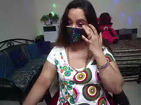 Arushisingh8888 online show from 01.24.25