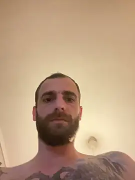 Antonio Vatooo online show from 12.15.24