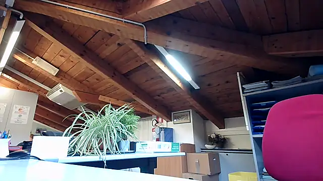 TWENTYONE0021 online show from 02.03.25