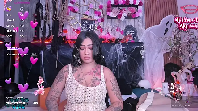 Neko Misaki online show from 11.04.25