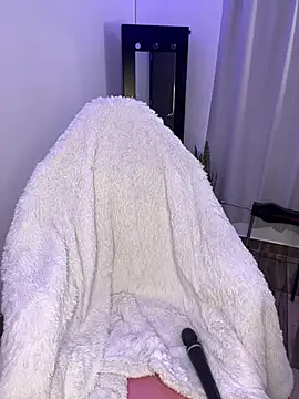 Snapshot of BellaNaye_ chatting on 02.26.25 BellaNaye online show from 02.26.25