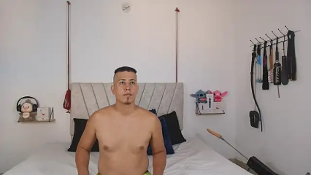 Liana Asaff online show from 11.22.25