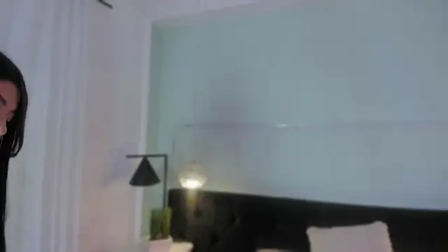 Snapshot of EvaaStevens chatting on 09.20.25 EvaaStevens online show from 09.20.25