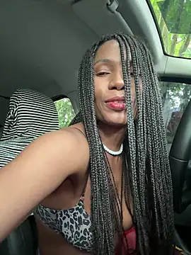 Snapshot of Shantel-Olivia chatting on 07.19.26 Shantel-Olivia online show from 07.19.26