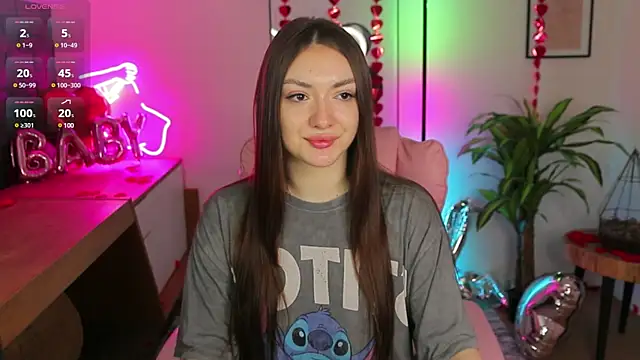 Snapshot of Micky__love chatting on 02.28.25 Micky love online show from 02.28.25