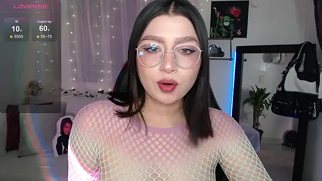 mily thomson b  online show from 09.30.25