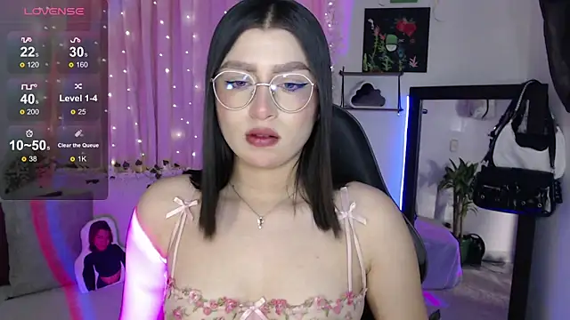 mily thomson b  online show from 10.03.25