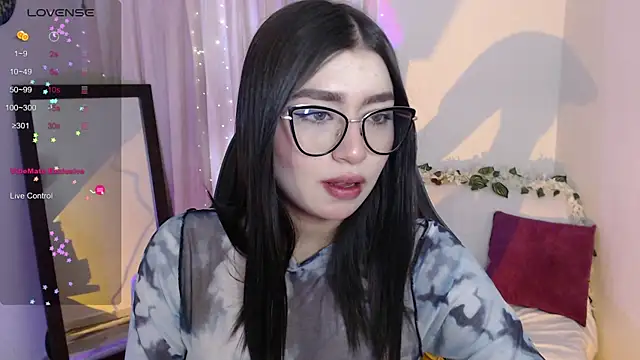 mily thomson b  online show from 04.05.26