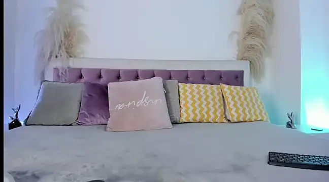 Emelyy Carter online show from 01.18.25